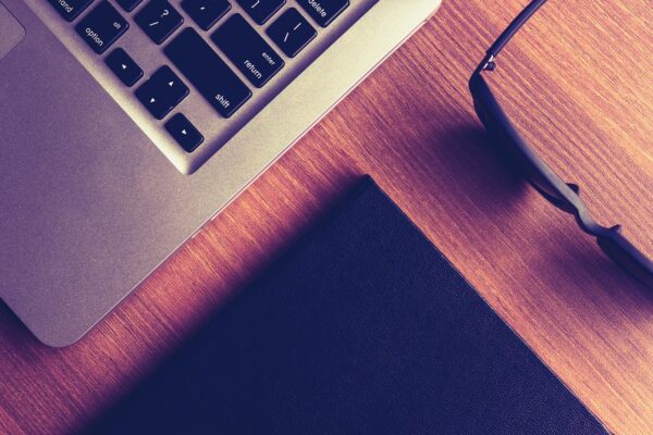 Decoding Tech Chaos: The IT Support Specialists Edge